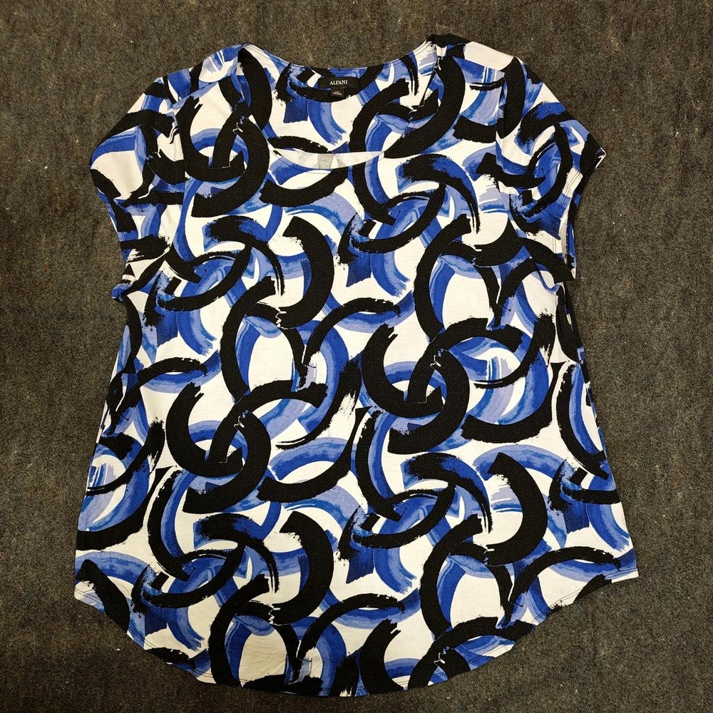 Alfani Women XXL Blue White Abstract Print Short Sleeve Scoop Neck Top Blouse